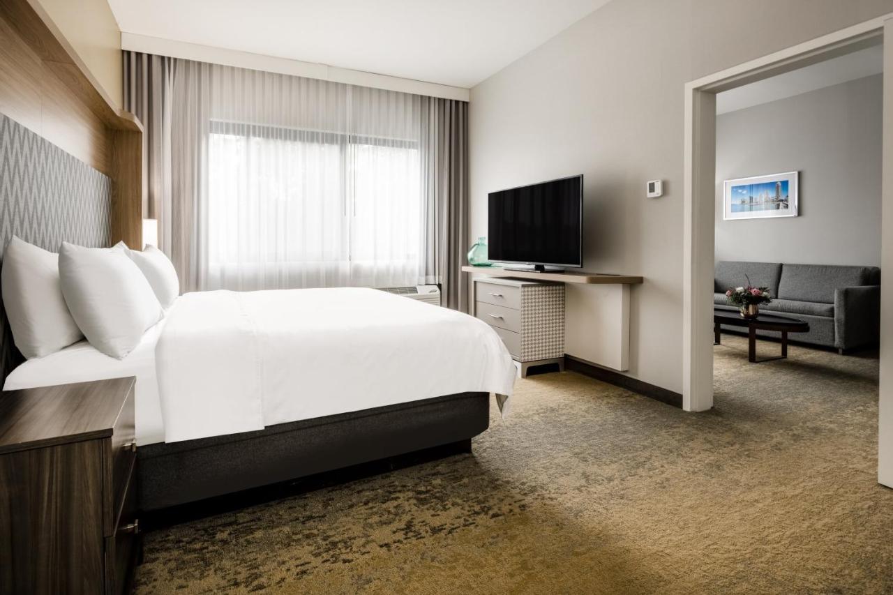 Holiday Inn - Long Island - Islip Arpt East By Ihg Holtsville Exteriör bild