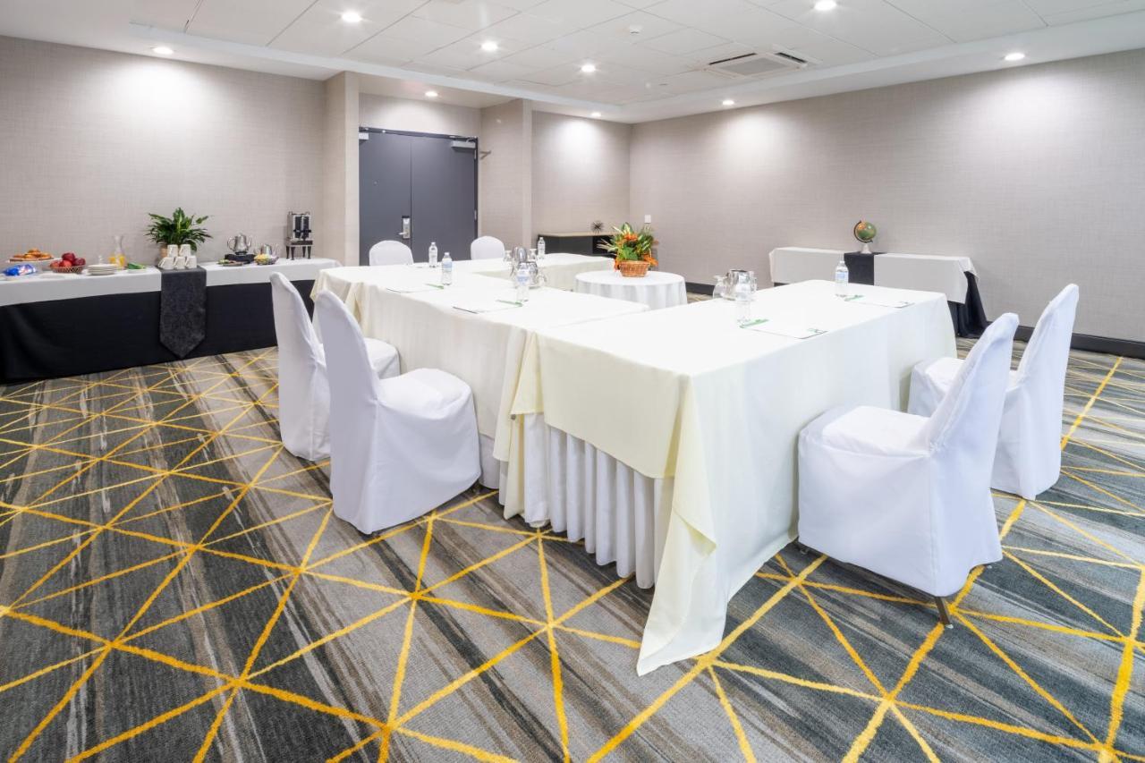 Holiday Inn - Long Island - Islip Arpt East By Ihg Holtsville Exteriör bild